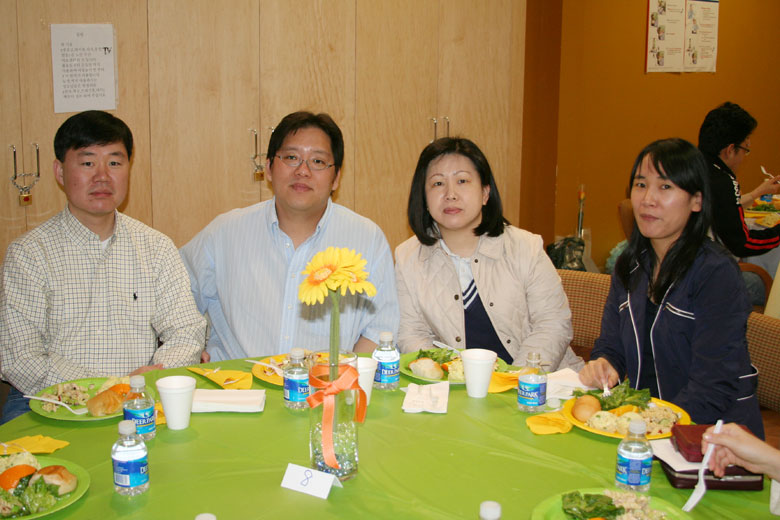 041209-easter (36).jpg